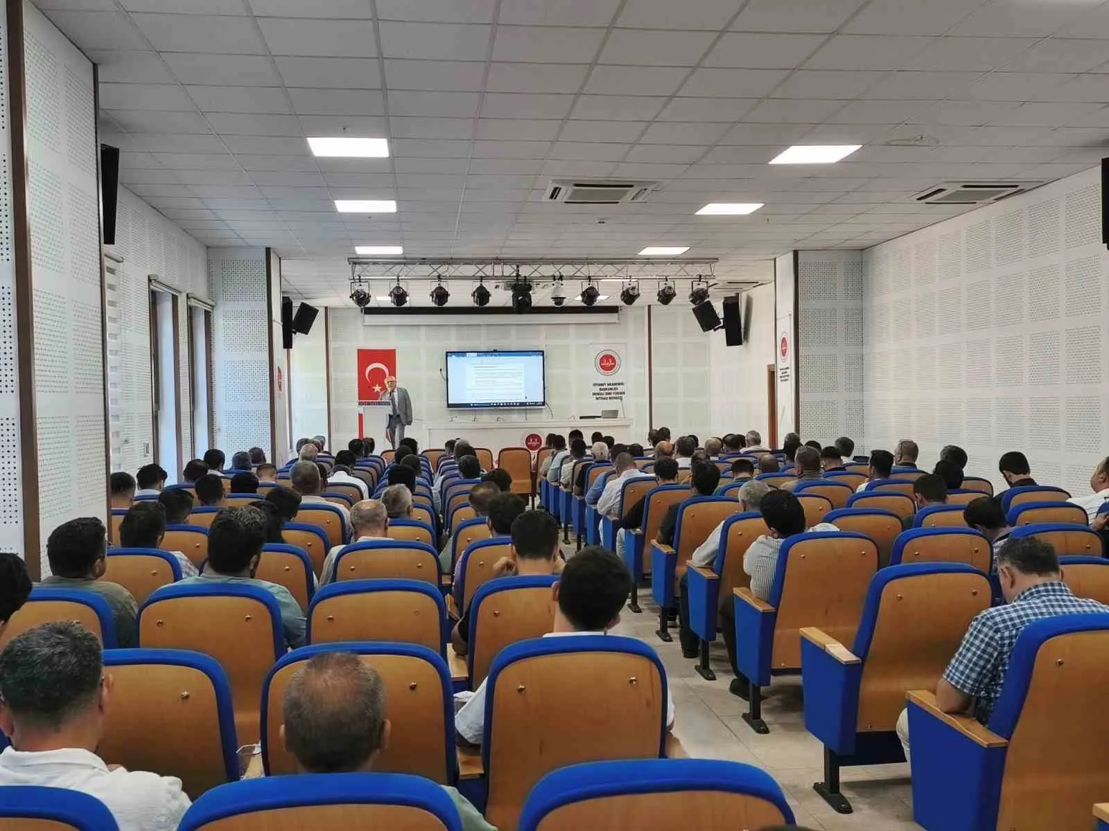 Denizli’de Diyanet’in taşınmaz yönetimi zirvesi: Uzmanlar sahaya indi