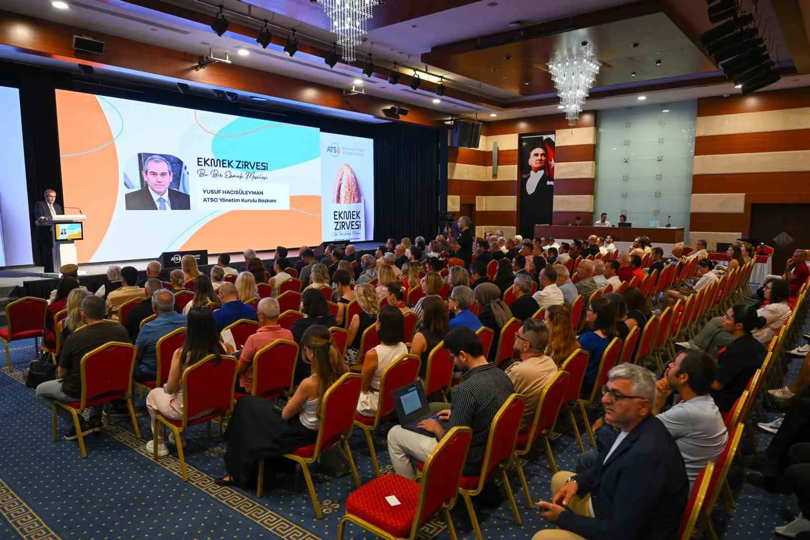 Sofraların vazgeçilmezi mercek altında: 160 ülkeye ulaşan lezzet serüveni Antalya’da konuşuldu