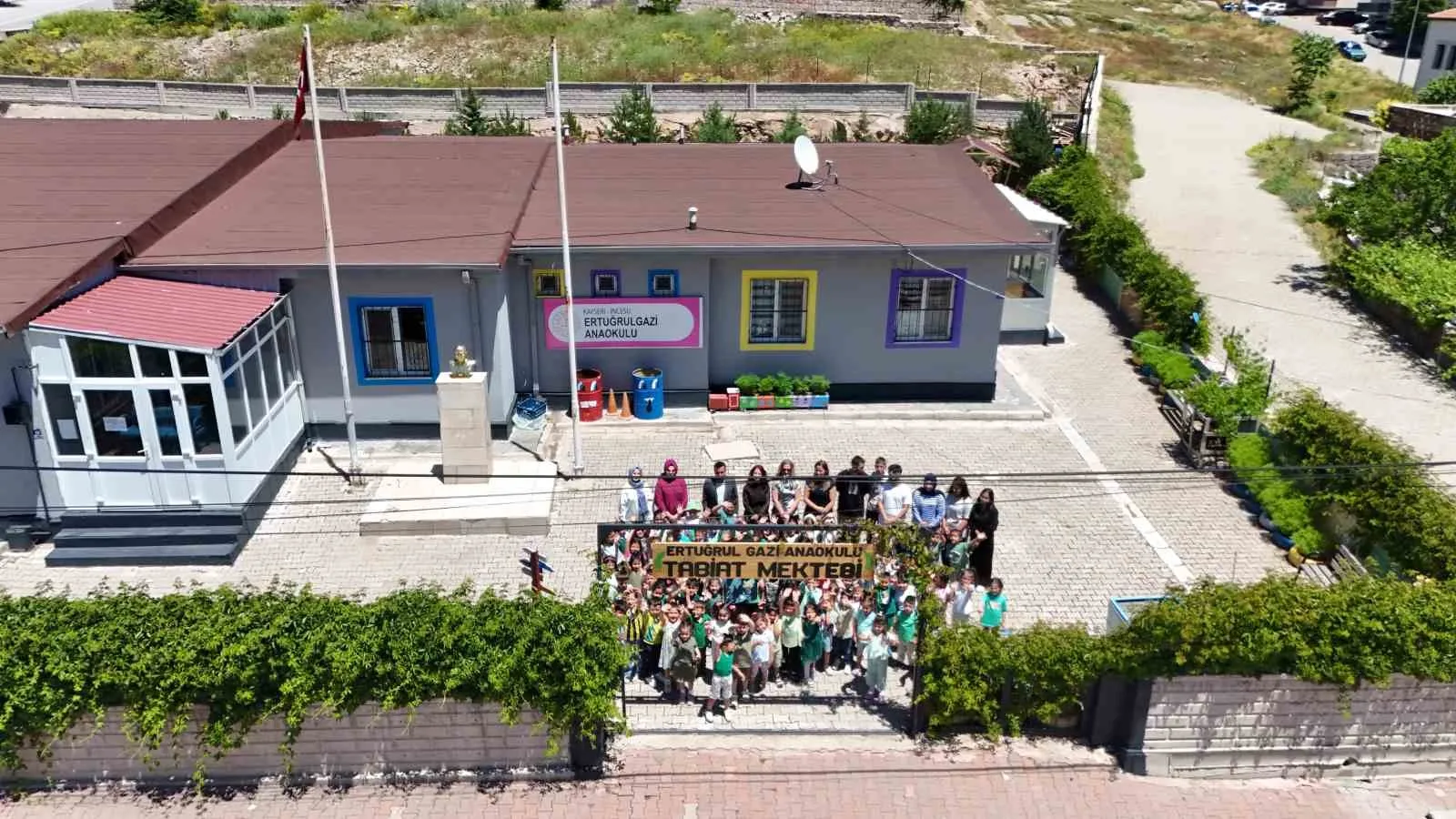 Kayseri’de minikler için okul bahçesinde doğa mucizesi: Sıfır atıkla kurulan tabiat mektebi