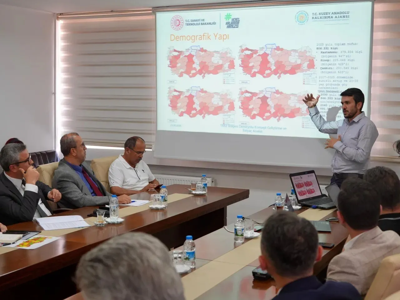Sinop’un lojistik geleceği için raylı sistem masaya yatırıldı