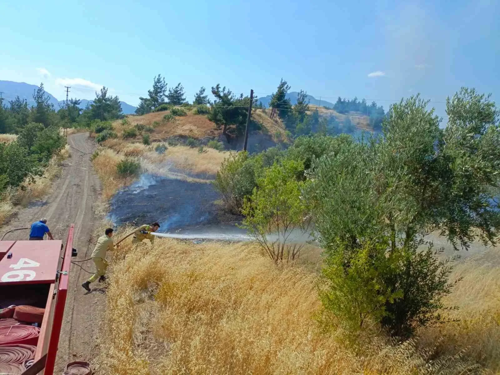 Kahramanmaraş’ta korkutan bahçe yangını: Ekipler alevlere geçit vermedi