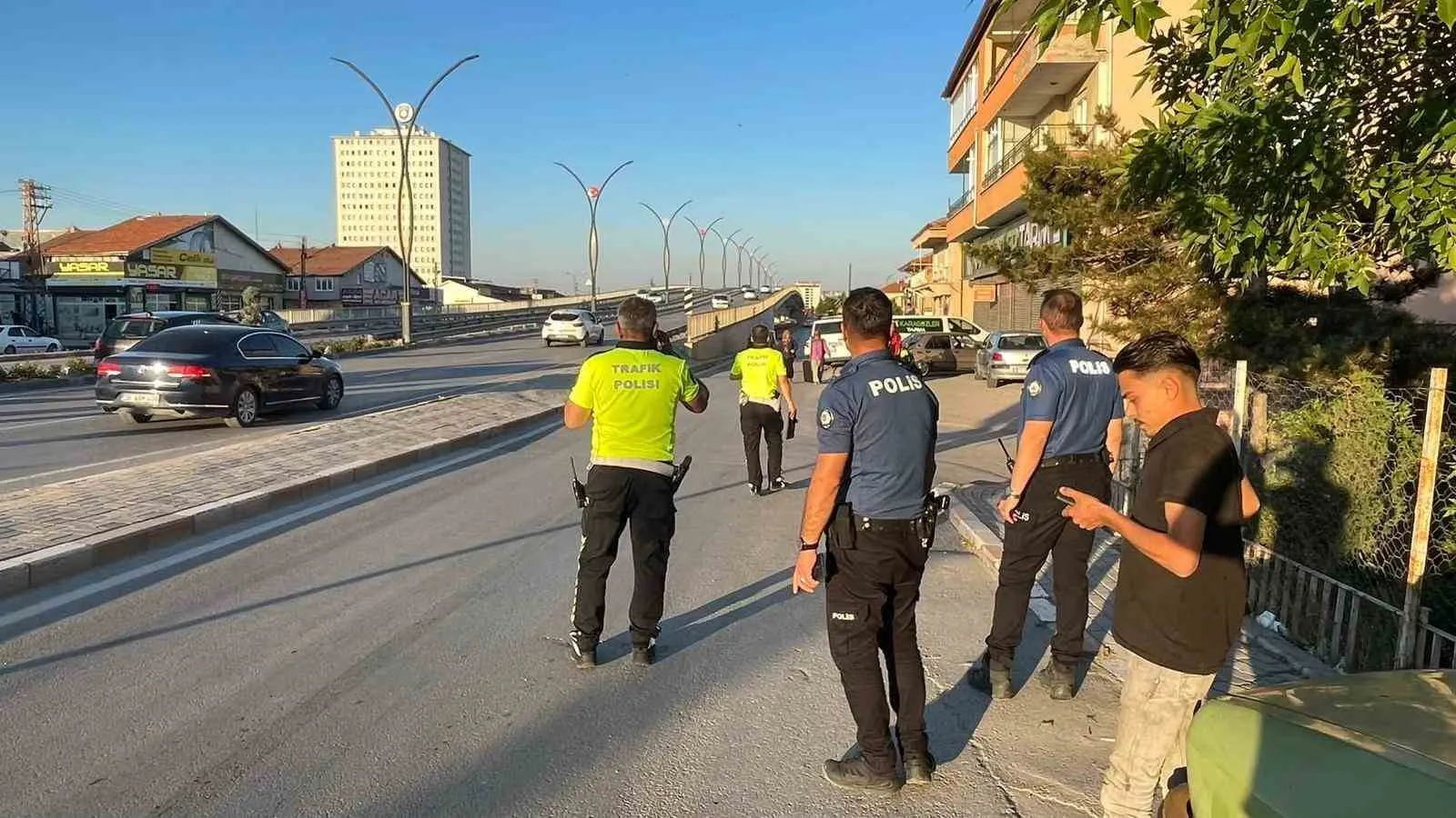 Karaman’da yürekleri ağza getiren kaza: Bisikletli çocuk otomobille çarpıştı