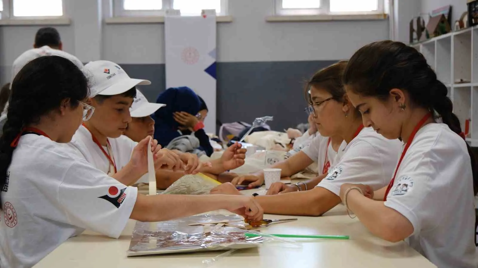 Düzce'nin genç beyinleri doğayı laboratuvara dönüştürüyor