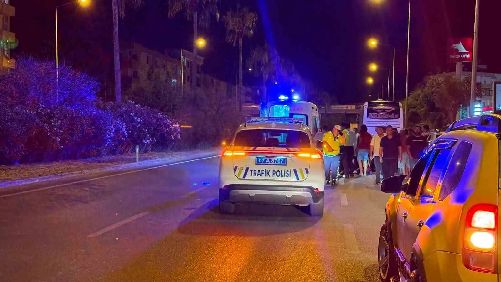 Gazipaşa’da gece yarısı dehşeti: Çarptı, yaraladı ve kaçtı