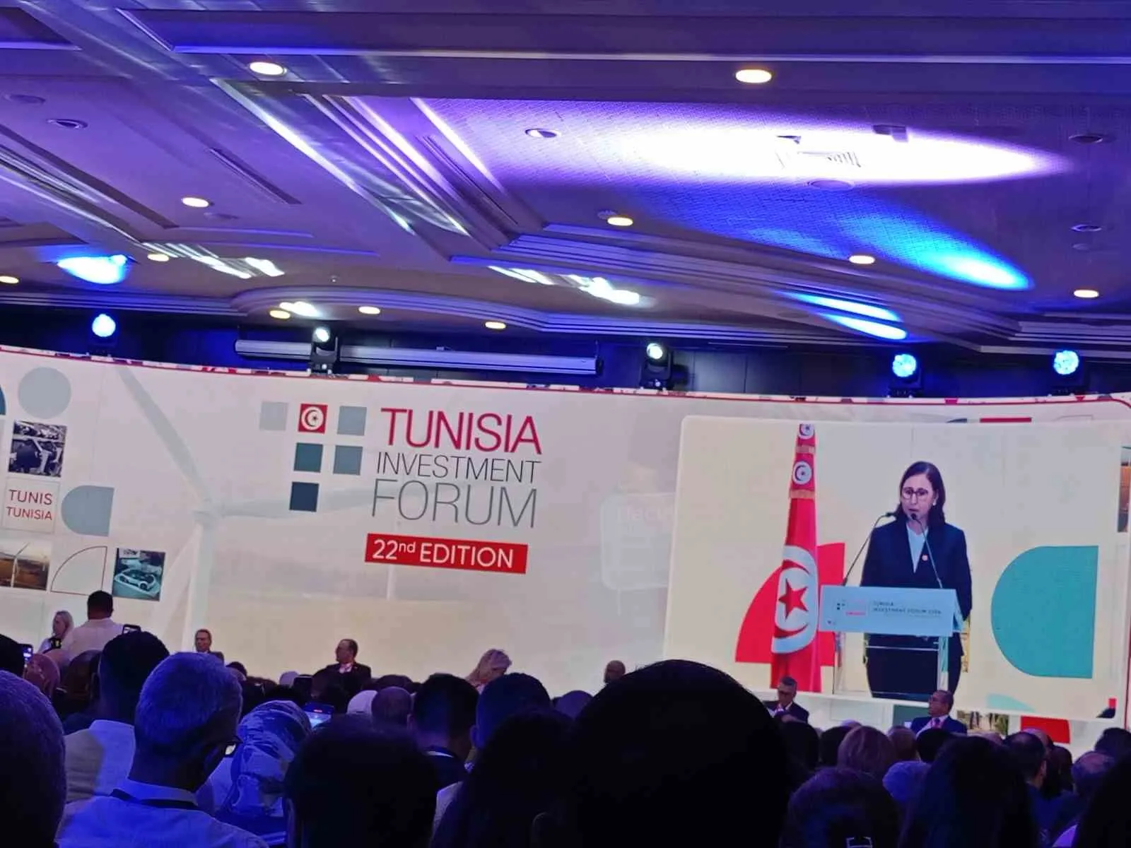 Tunus’ta dev zirve: Yatırımcılara kapılar ardına kadar açıldı