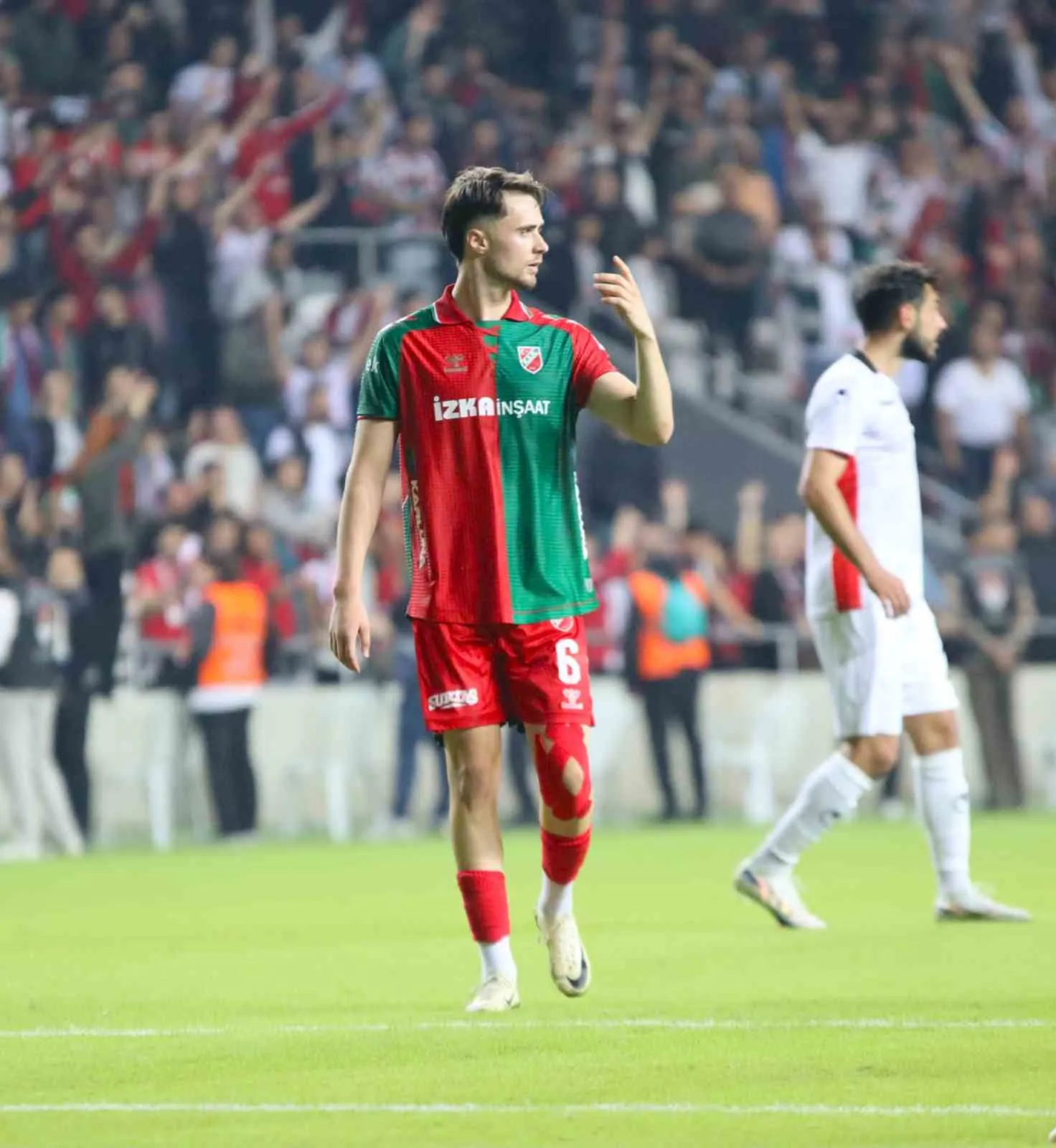 Karşıyaka’da orta saha operasyonu: Alpay Eroğlu ile yola devam sinyali