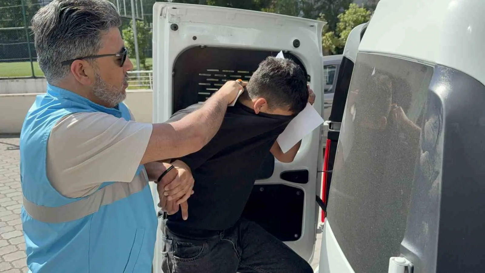 Konser alanındaki dehşet gecesinde itiraf geldi: Bıçaklı saldırgan cezaevine gönderildi