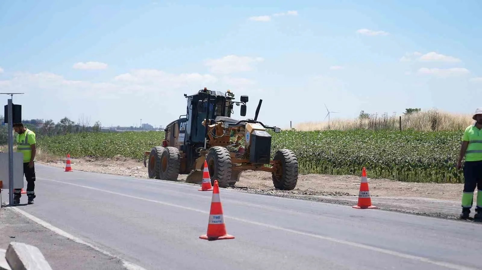 Velimeşe’de ulaşım düğümü çözüldü: Yeni güzergah hizmete girdi