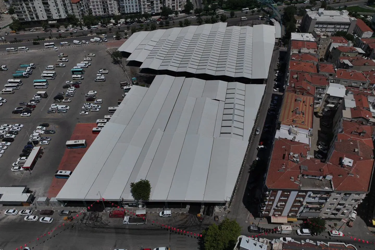 Manisa'da pazar yeri dönüşümü: 500 araçlık otopark müjdesi