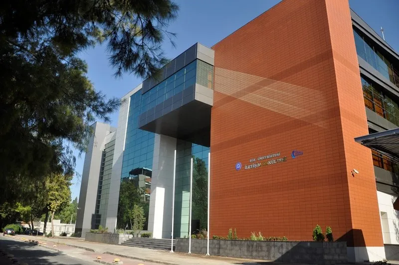 Medya dünyasının yıldızları Ege Üniversitesi’nde yetişiyor: Kayıt dönemi heyecanı başladı